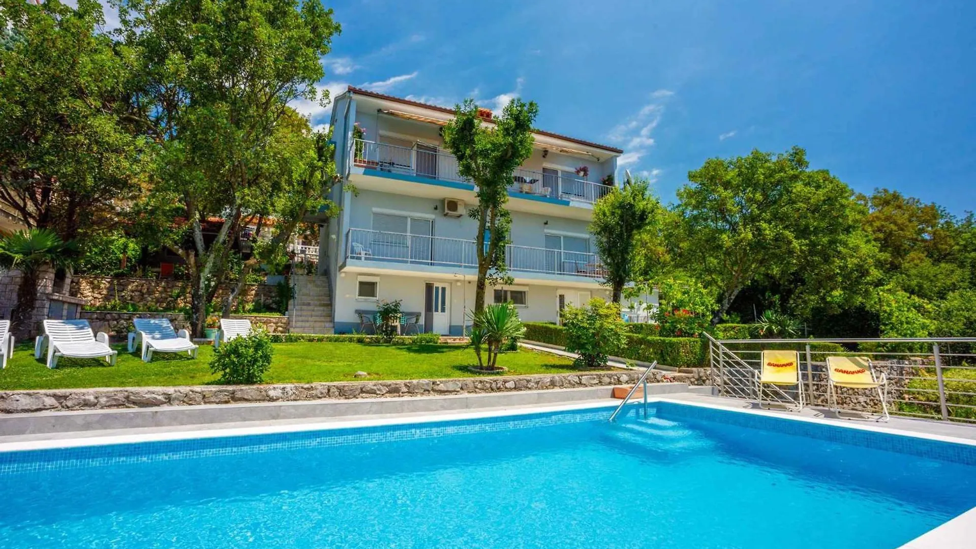 Apartment In Dramalj 41655