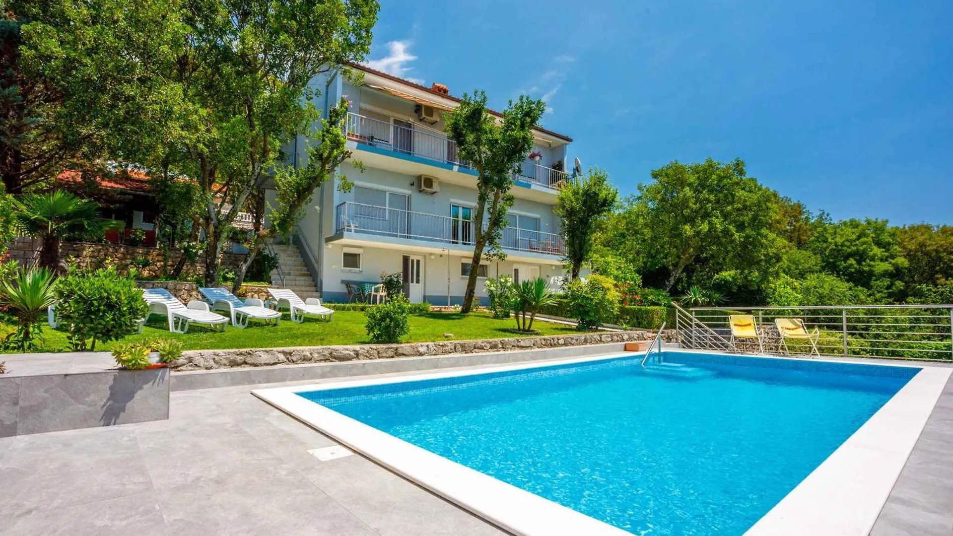 Apartment In Dramalj 41655