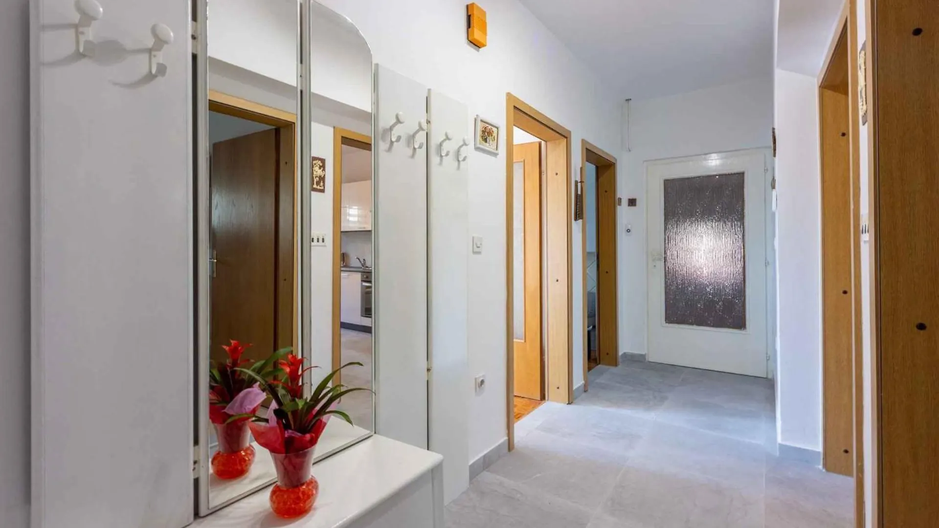 Apartment In Dramalj 41655