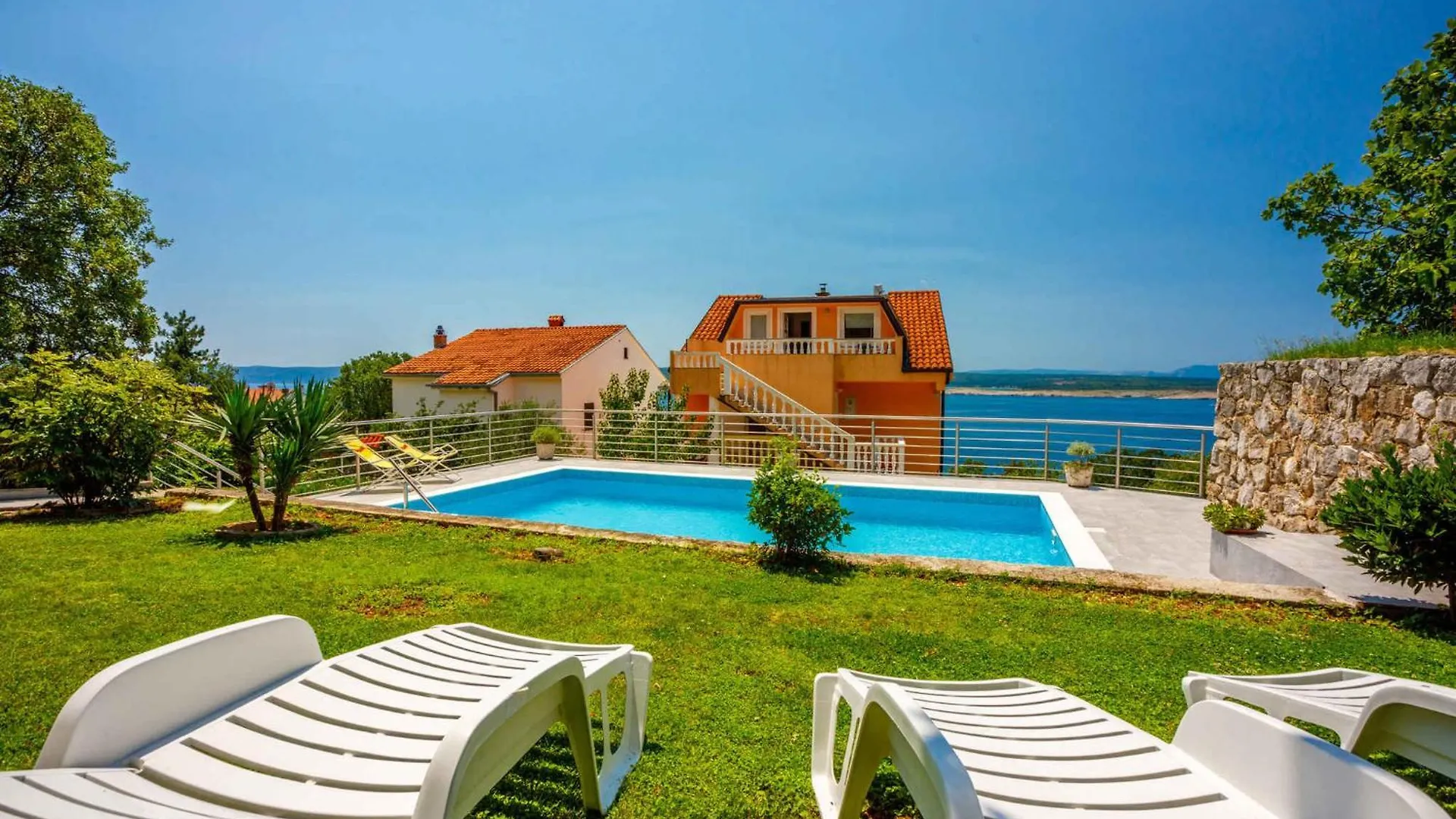 Apartment In Dramalj 41655